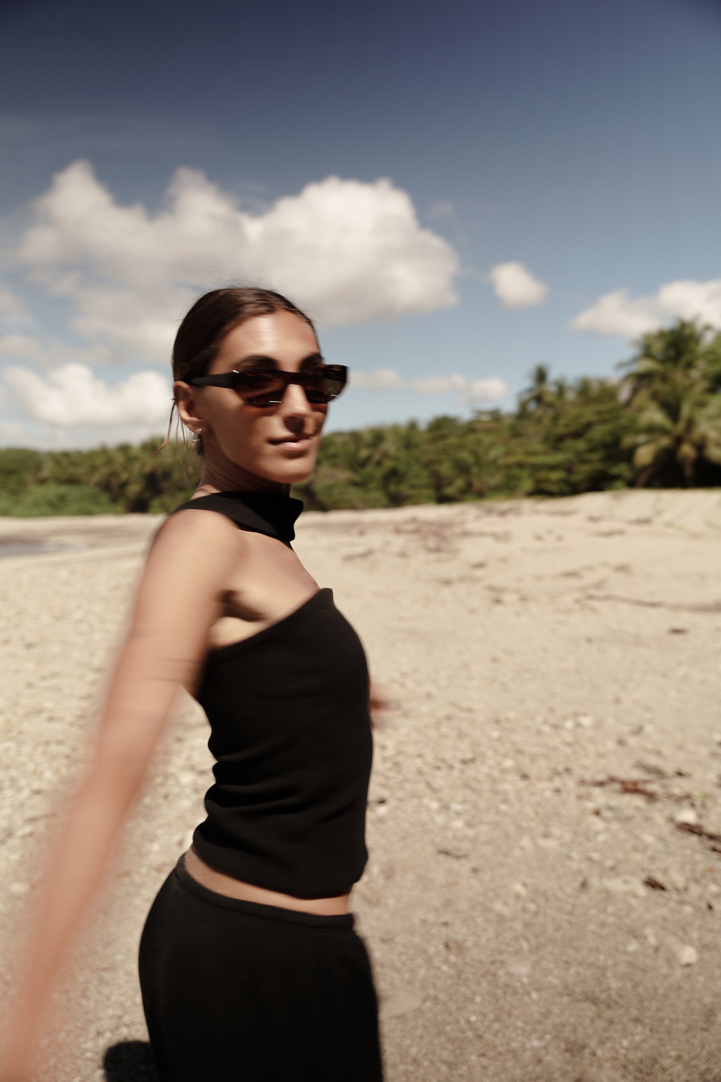 Nusa Strapless Top