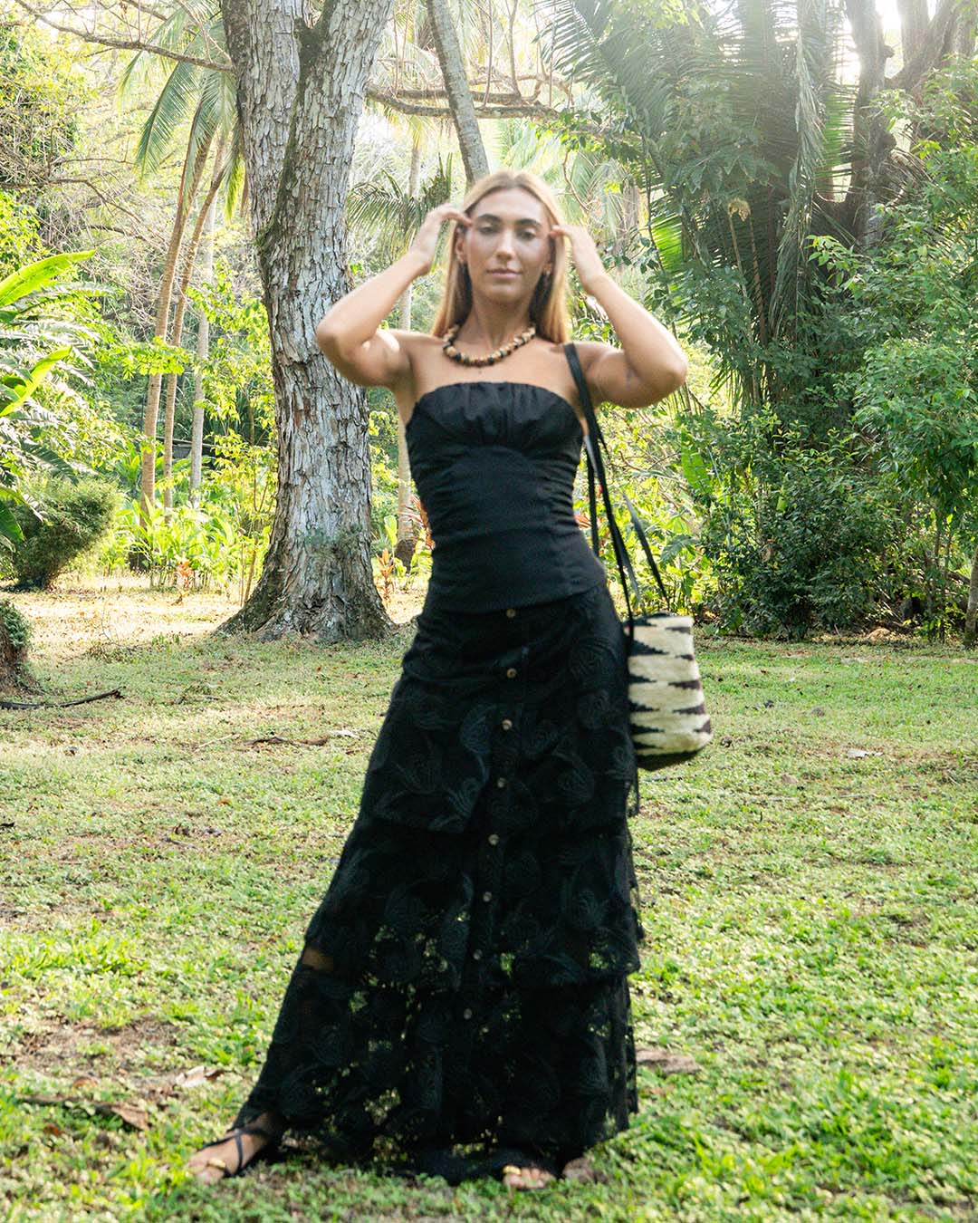 Falda volantes color Negro - Ochi and Co