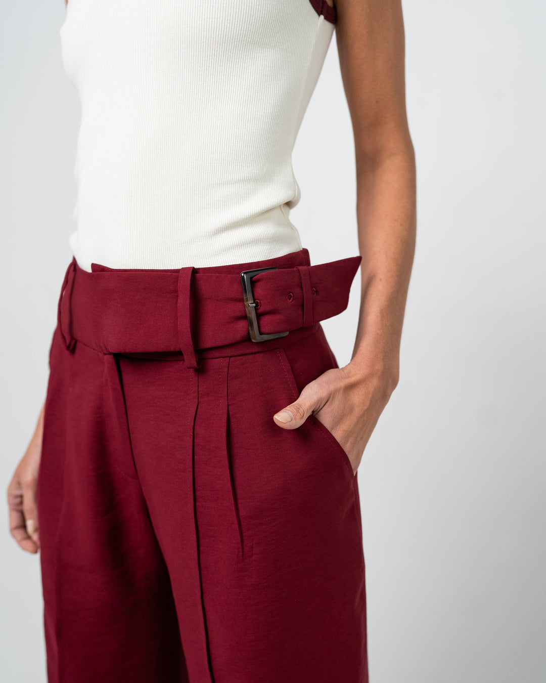 Pantalón sastrero - Vista trasera