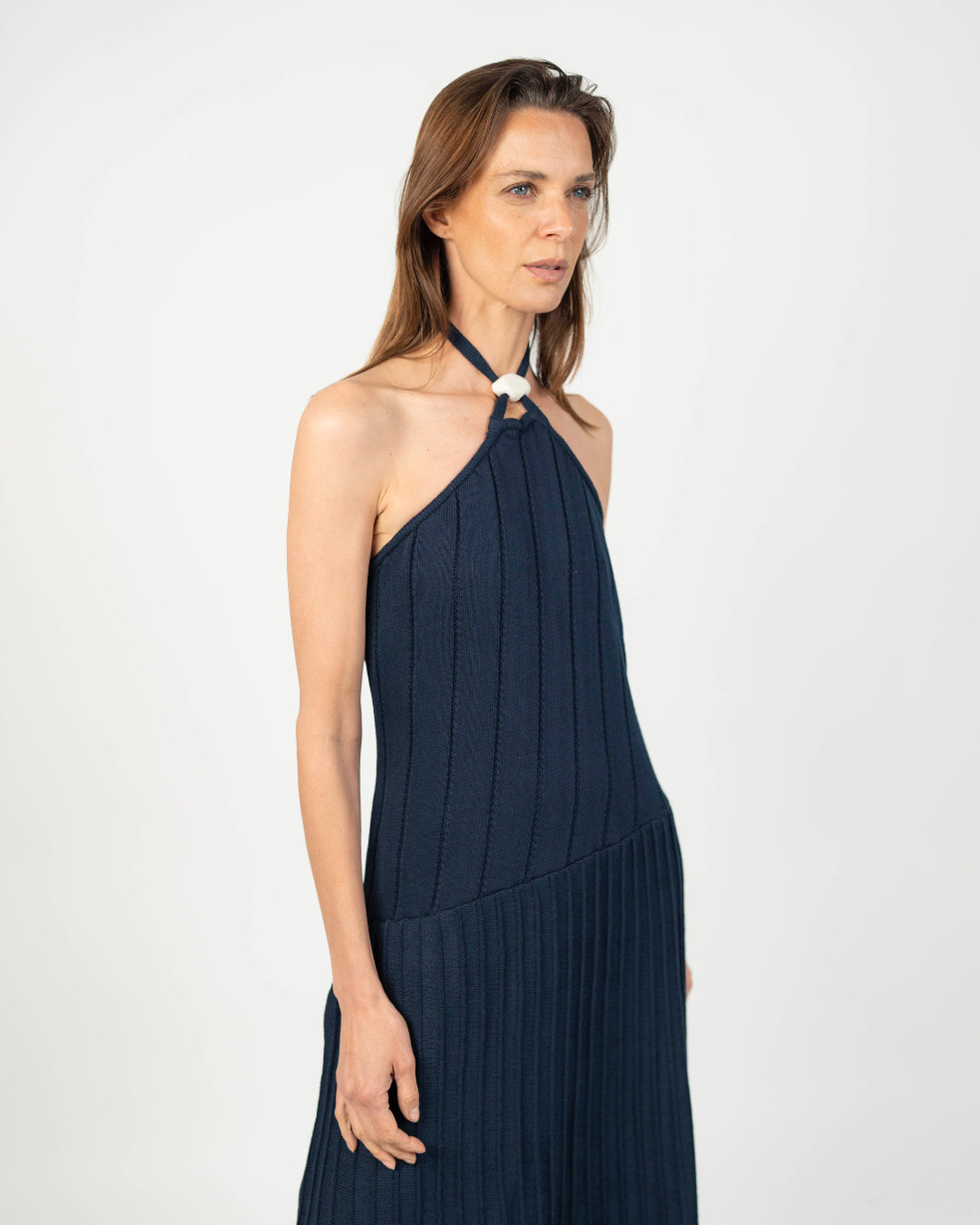 Vestido midi tejido & cerámica gres - Detalle producto Ochi and Co