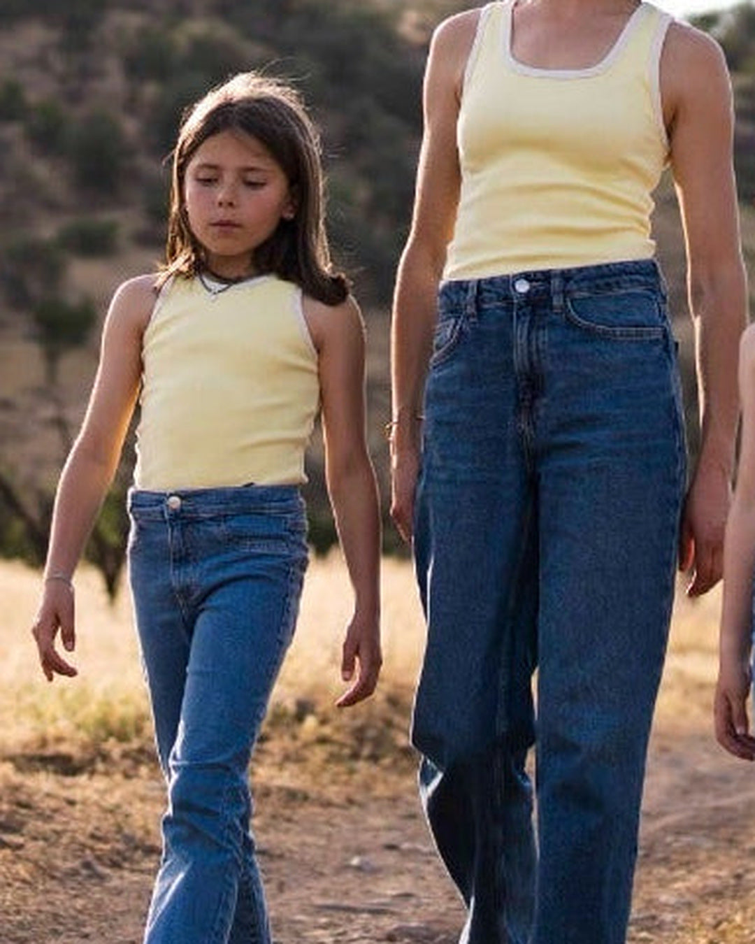 Little tank top color Crudo - Vista trasera