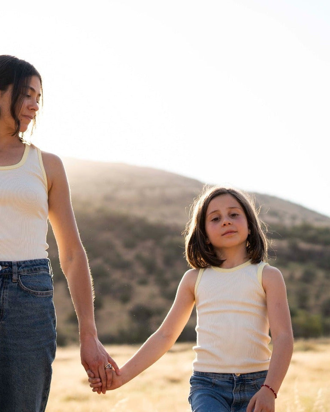 LITTLE TANK TOP - Detalle producto Ochi and Co