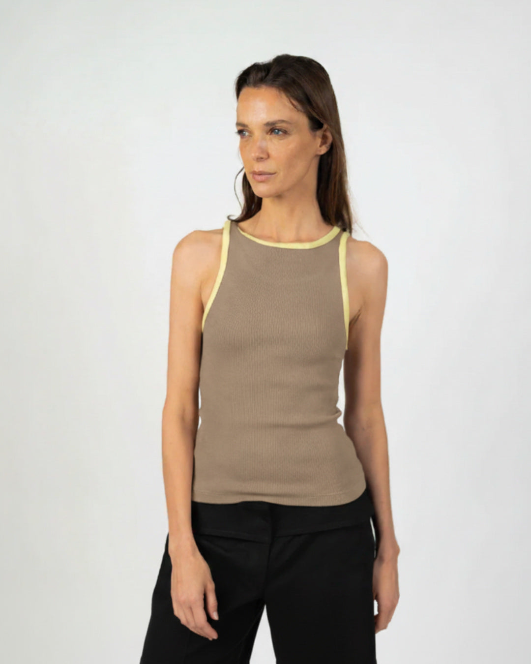 Tank top halter color Amarillo - Ochi and Co