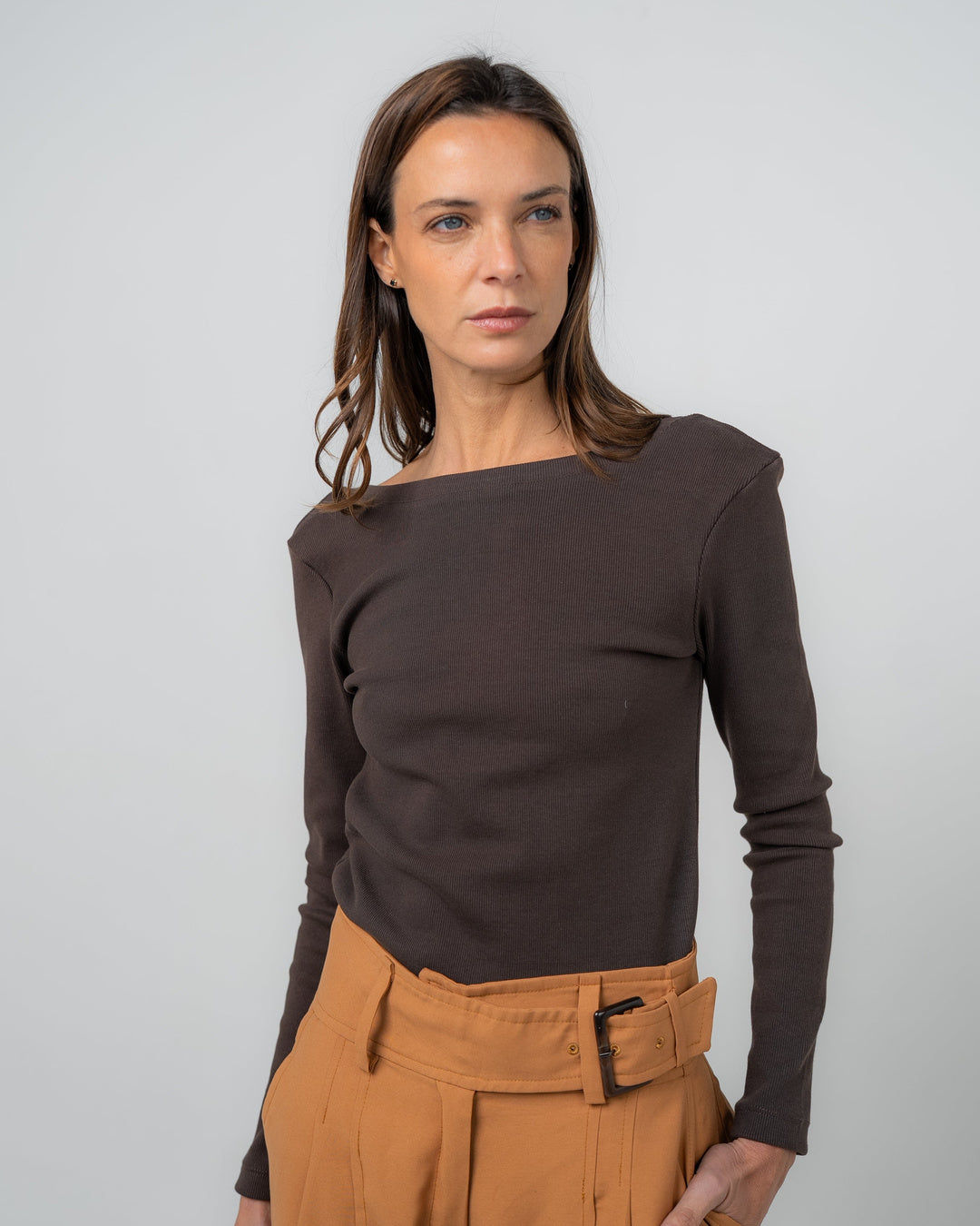 Polera rib manga larga - Detalle producto Ochi and Co