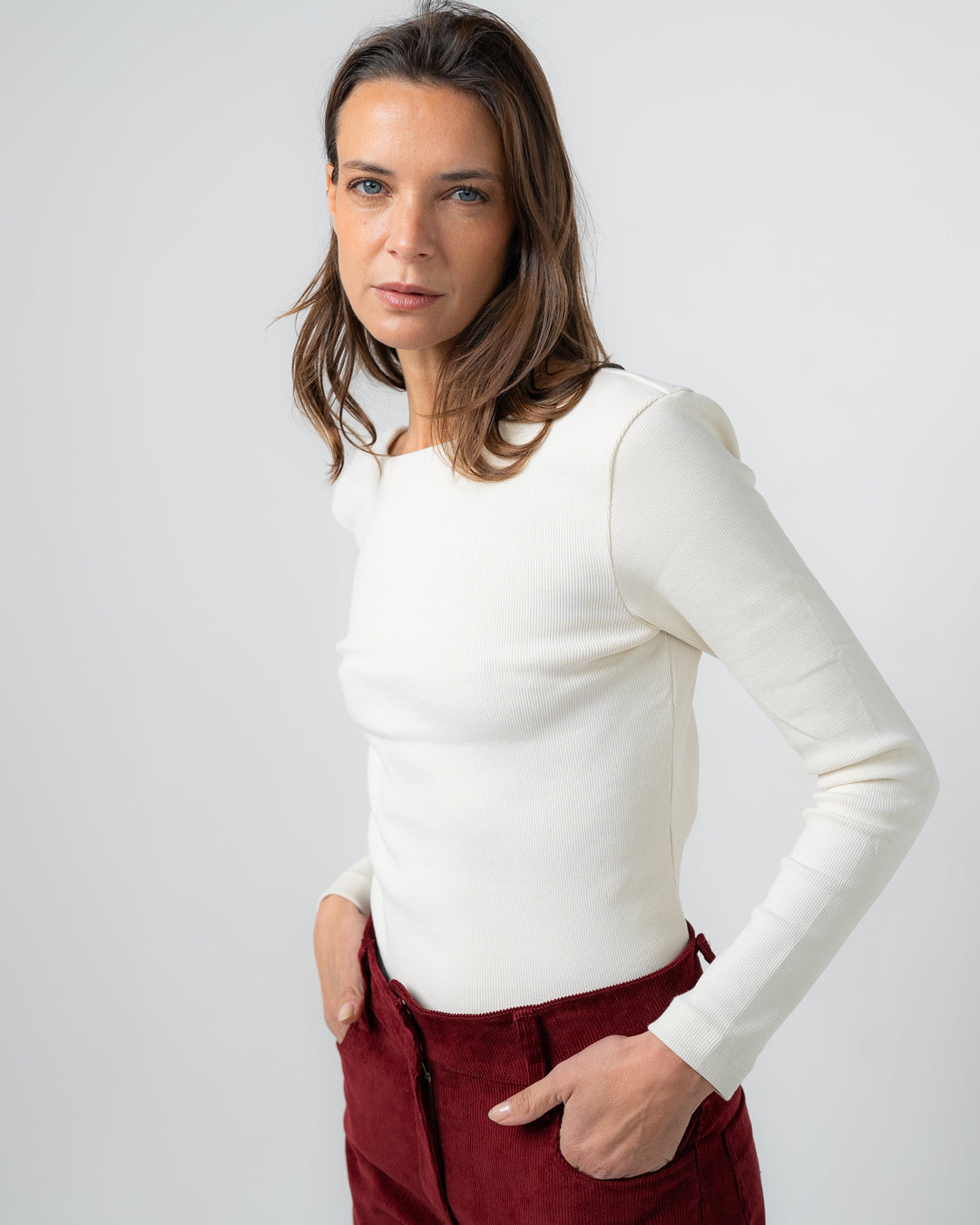 Polera rib manga larga - Vista trasera