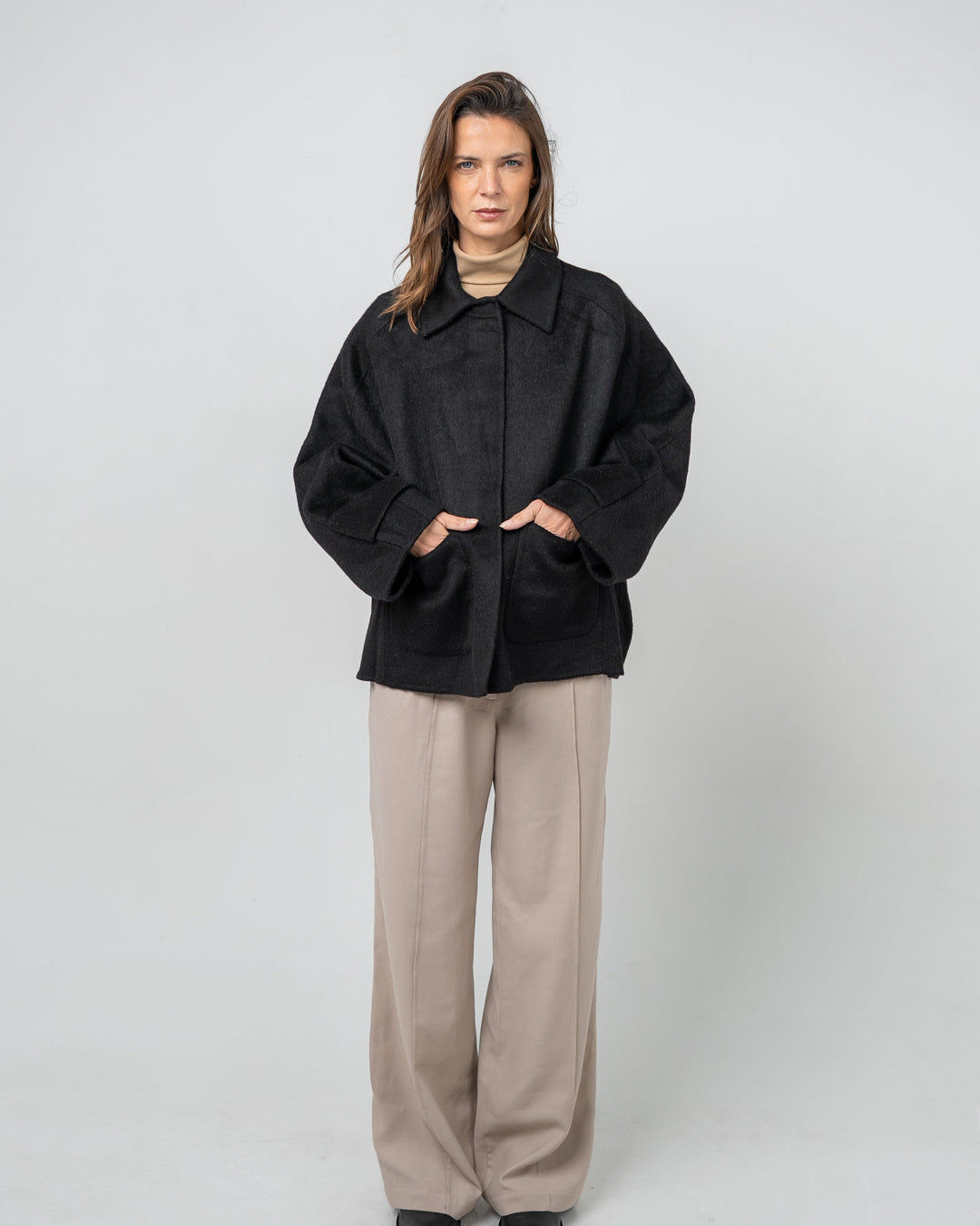 Abrigo alpaca y lana - Detalle producto Ochi and Co