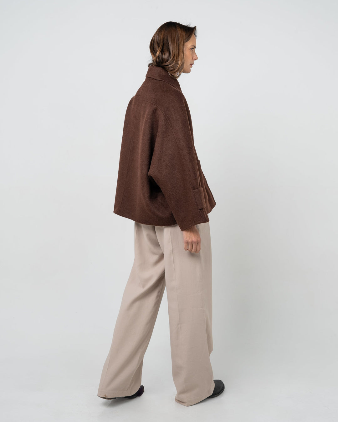 Abrigo alpaca y lana - Detalle producto Ochi and Co