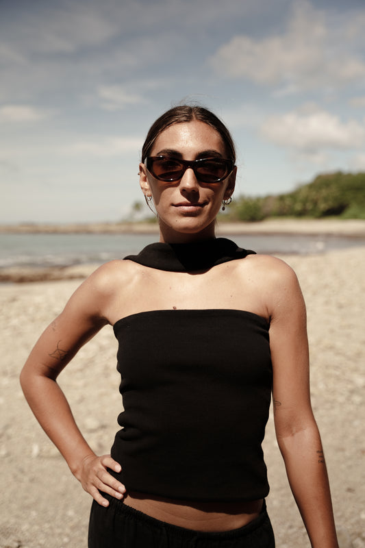Nusa Strapless Top