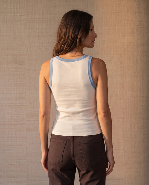 Tank Top Crudo Borde Celeste