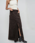 Falda cotelé - Vista lateral