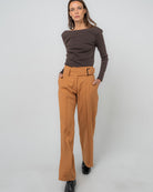 Pantalón sastrero - Detalle producto Ochi and Co