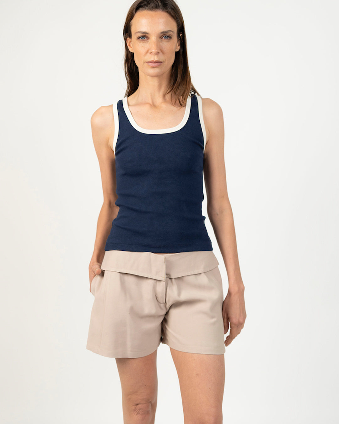 Tank top color Crudo - Vista trasera