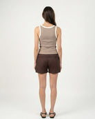 Tank top color Crudo - Vista trasera