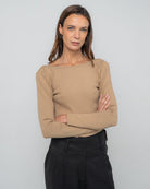 Polera rib manga larga - Detalle producto Ochi and Co