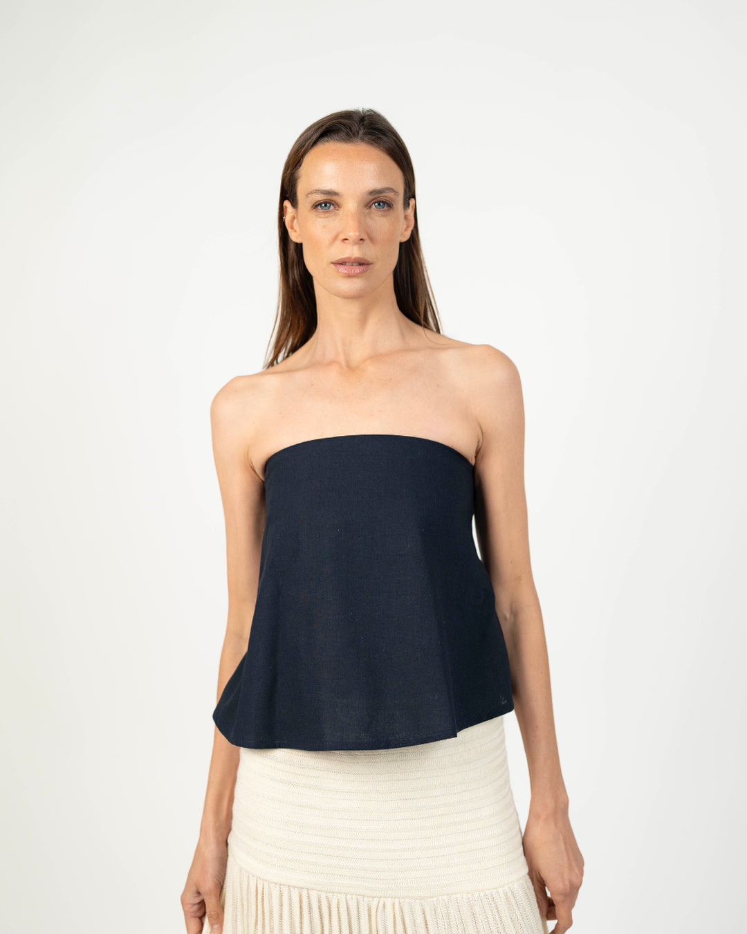 Rounded alaia strapless top - Detalle producto Ochi and Co